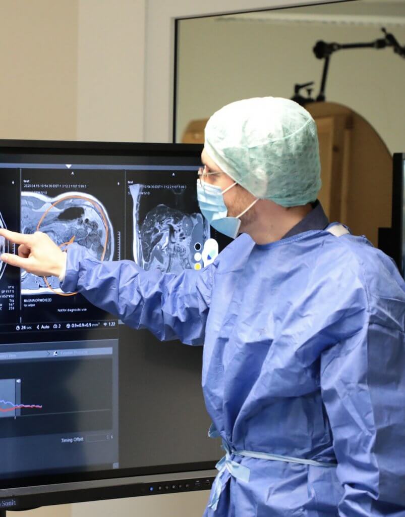 Rekrutierung medizinischer Fachkräfte für Usability-Tests | Medizintechnik 1 Radiologe